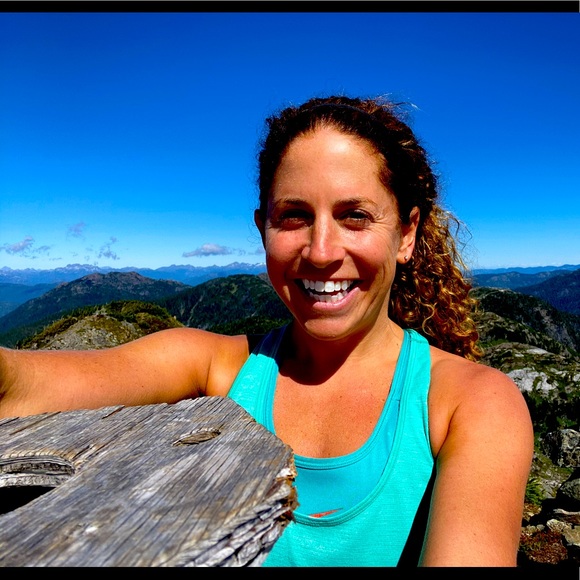 Meet your Posher, Mariel - Picture 1 of 1